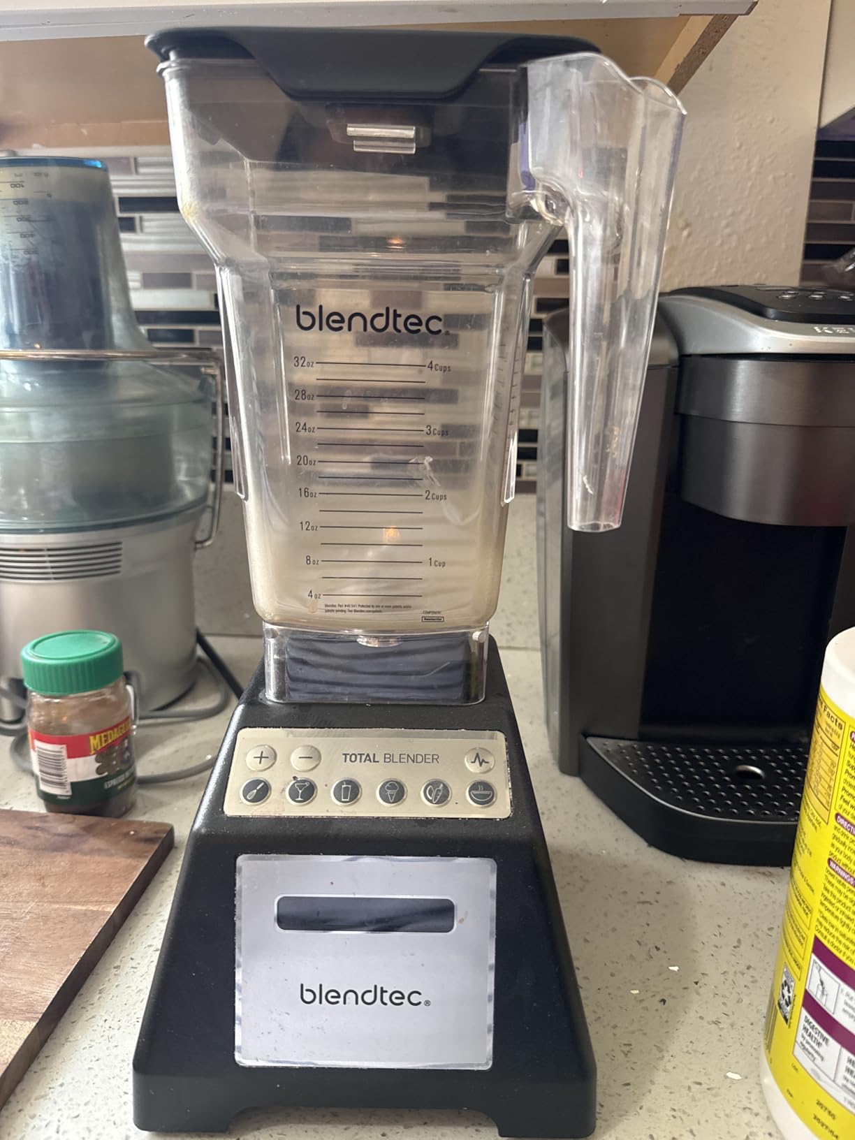 Blendtec Total Blender Classic (Black) & 75oz FourSide Jar | Powerful and Reliable Kitchen Blender; 10 Speeds with Pulse; Six Preprogrammed Cycles customer photo 1