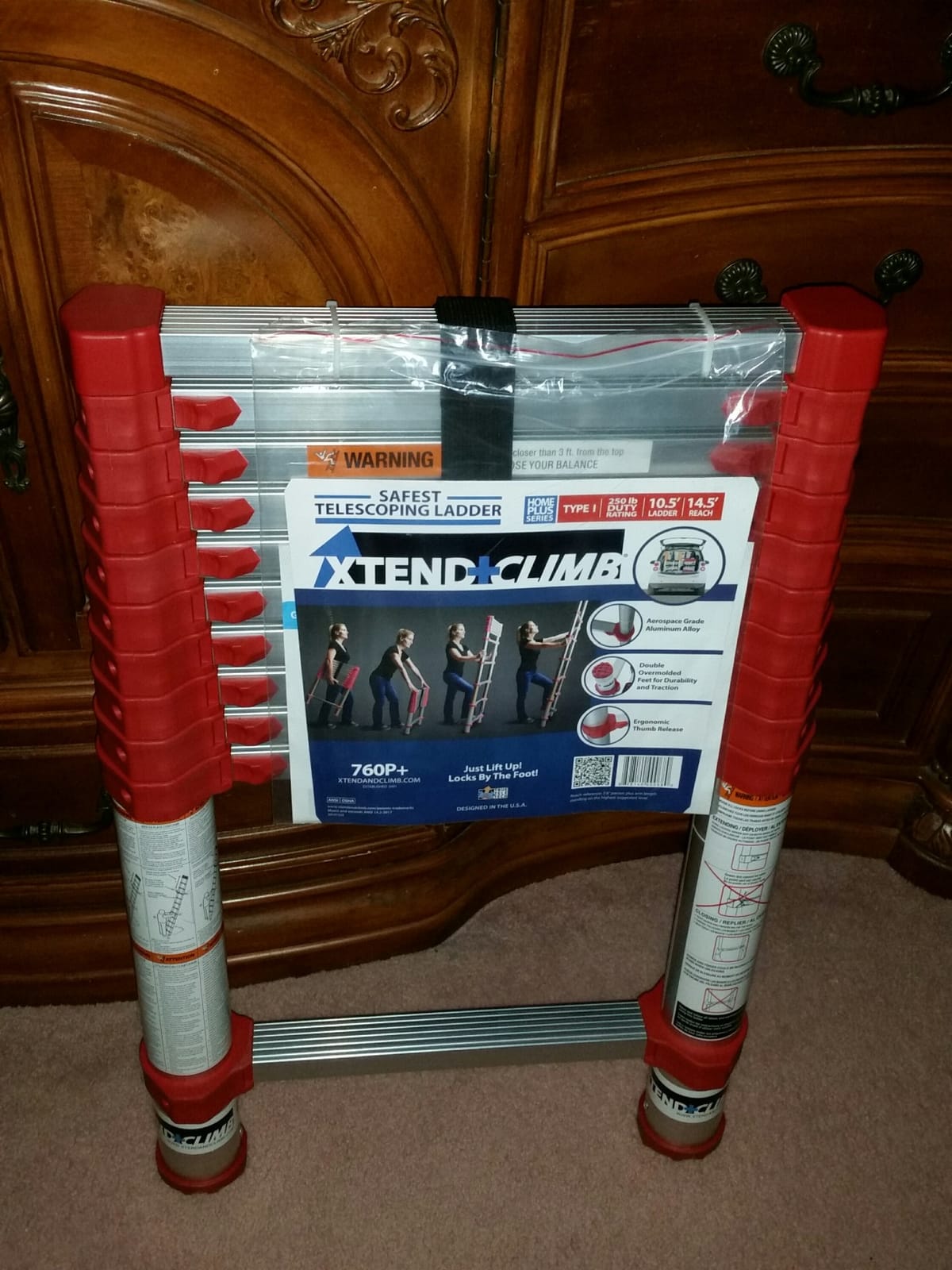 Xtend & Climb 780P Telescopic Ladder (12.5 FT - 300 LBS) customer photo 2