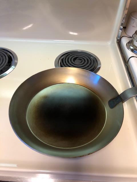 Matfer Bourgeat Black Carbon Steel Frying Pan, 11