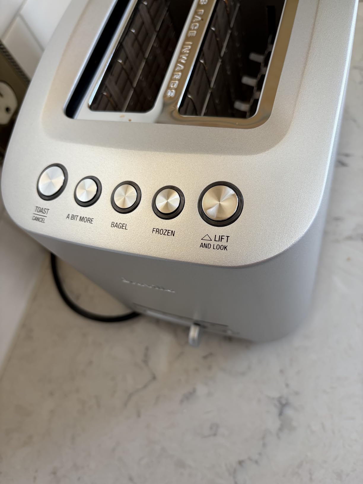 Breville BTA820XL Die-Cast Smart Toaster, 2 Slice, Brushed Stainless Steel | Toast bagels and thick bread evenly in wide slots with variable browning control | Includes 'A Bit More' and 'Lift & Look' customer photo 1