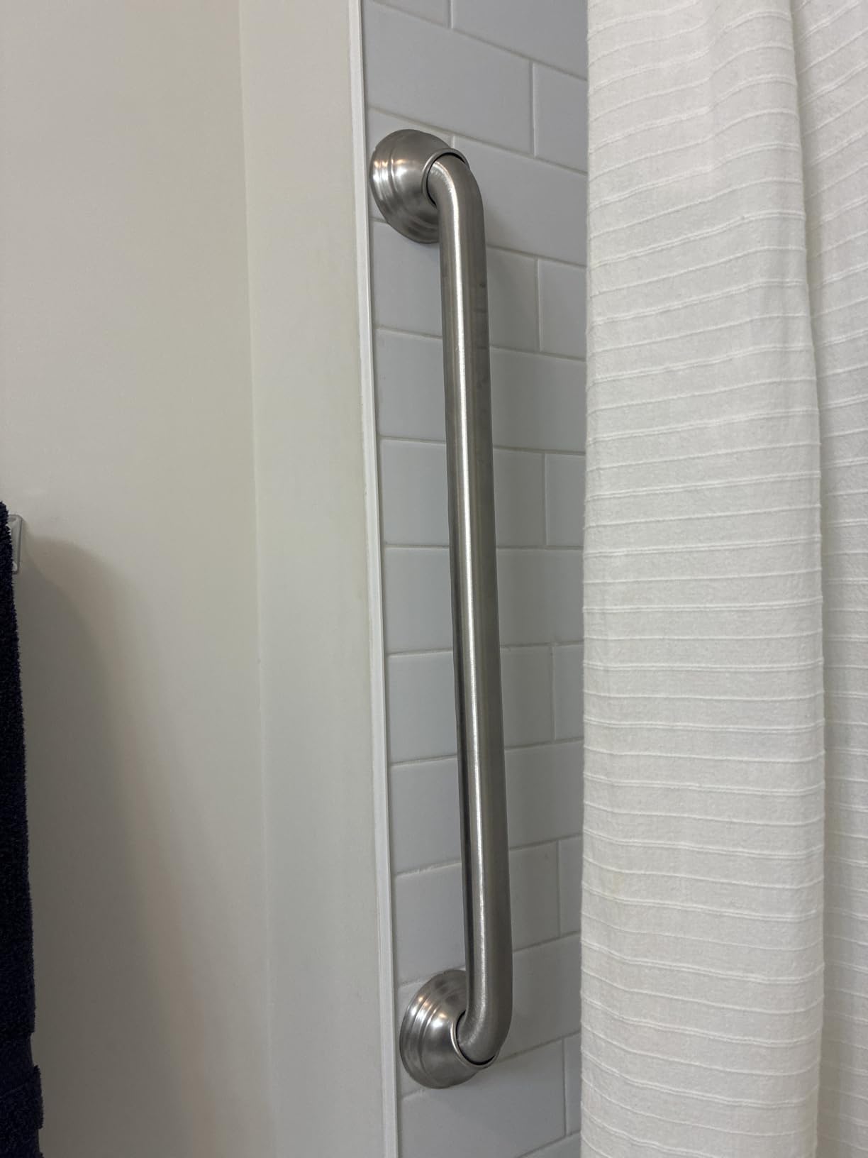Moen Home Care Bathroom Safety Designer24 Inch Handicap Grab Bar for Bathtub and Shower with Curled Grip, Elderly Assistance Product, Brushed Nickel, LR8724D3GBN customer photo 1