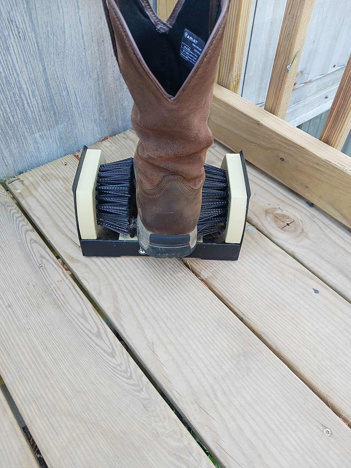 JobSite The Original Boot Scrubber - All Weather Industrial Shoe Cleaner & Scraper Brush customer photo 2