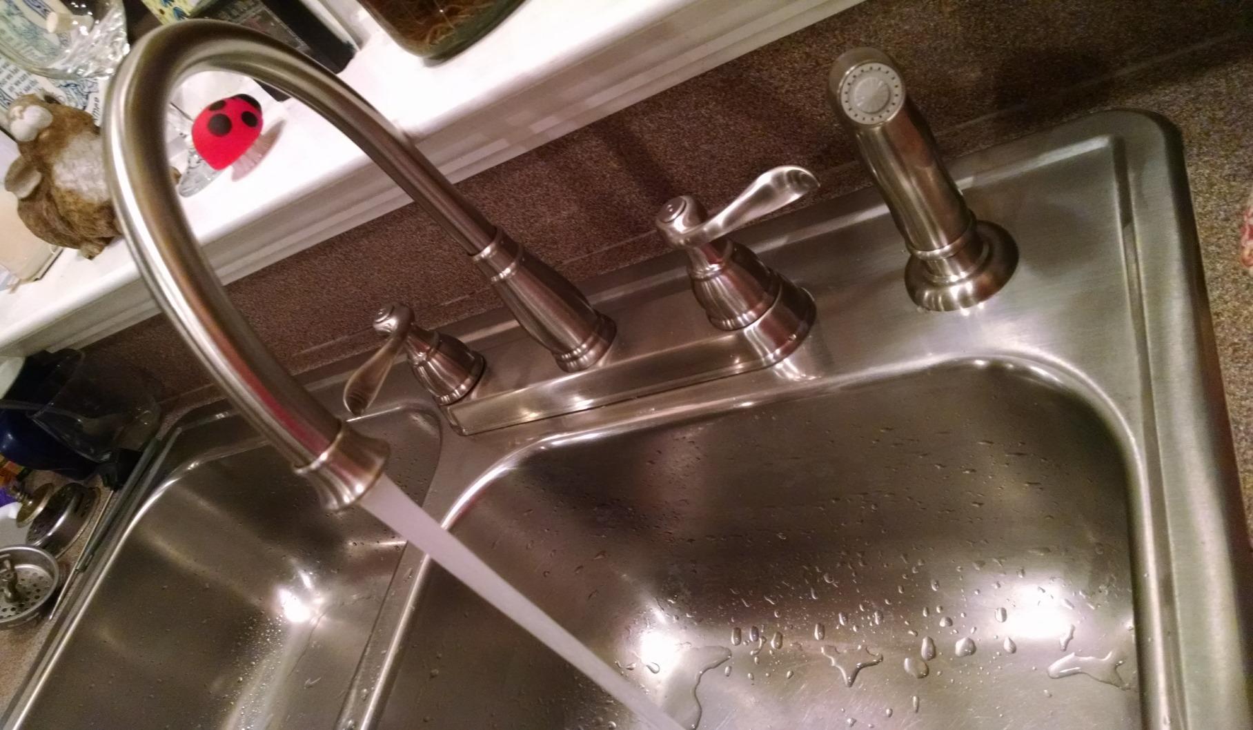 Delta Windemere Brushed Nickel Kitchen Faucet with Side Sprayer, Traditional 4 Hole Kitchen Sink Faucet, Two-Handle, Stainless 21996LF-SS customer photo 2