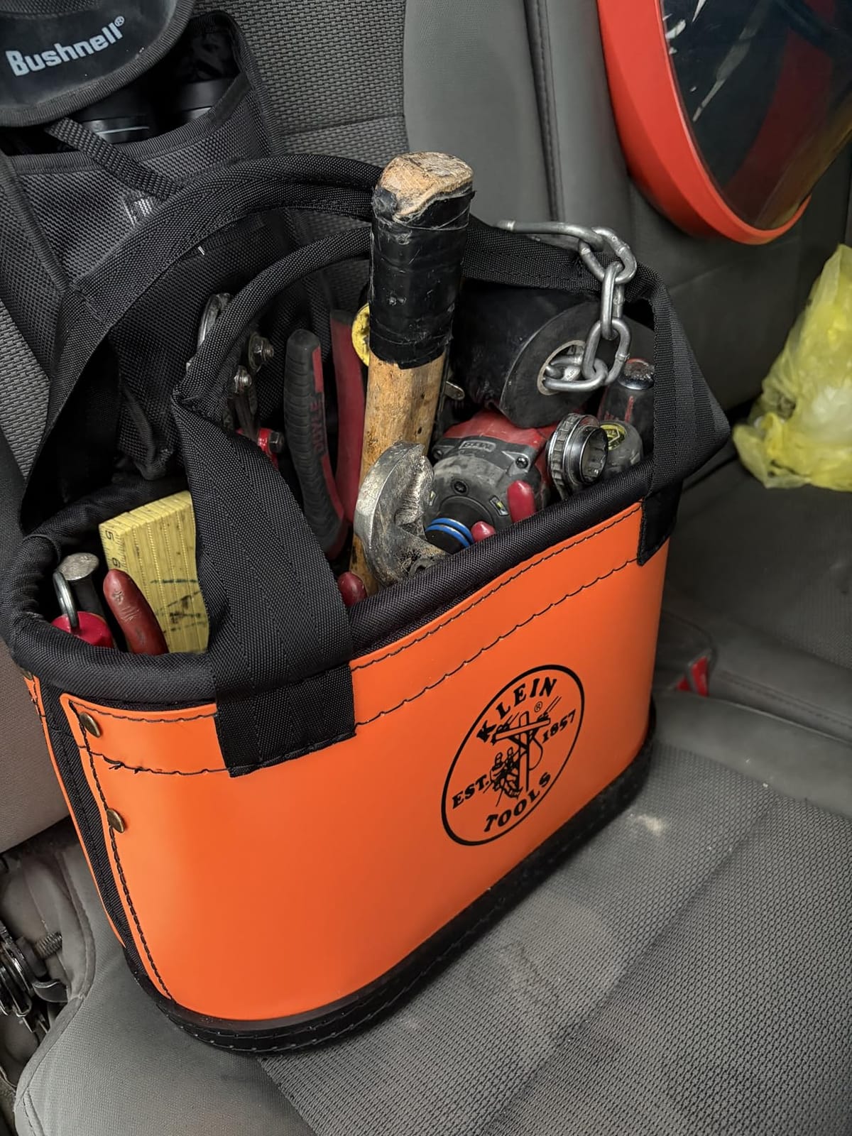 Klein Tools 5144BHB14OS Hard-Body Bucket, Aerial Oval Tool Bucket with Drain Holes, 29 Pockets customer photo 1