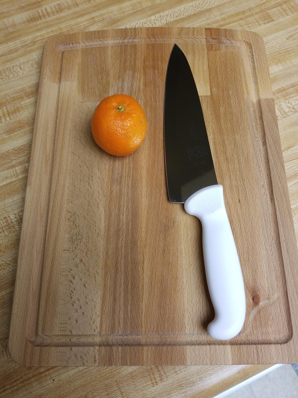 Mercer Culinary Ultimate White, 8 Inch Chef's Knife customer photo 1