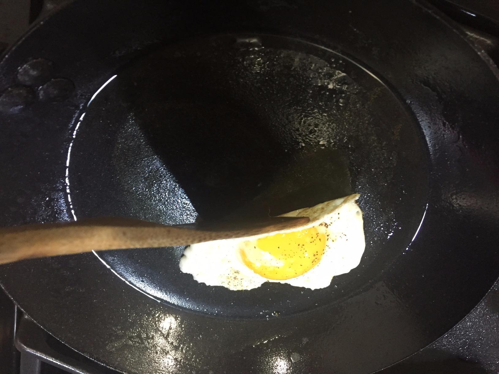 Lodge Pre-Seasoned Carbon Steel Skillet, Long Handle, 8 Inches | Lightweight High Heat Frying Pan with Long Handle for Quick Temperature Response, Ideal for Searing & Sautéing customer photo 2