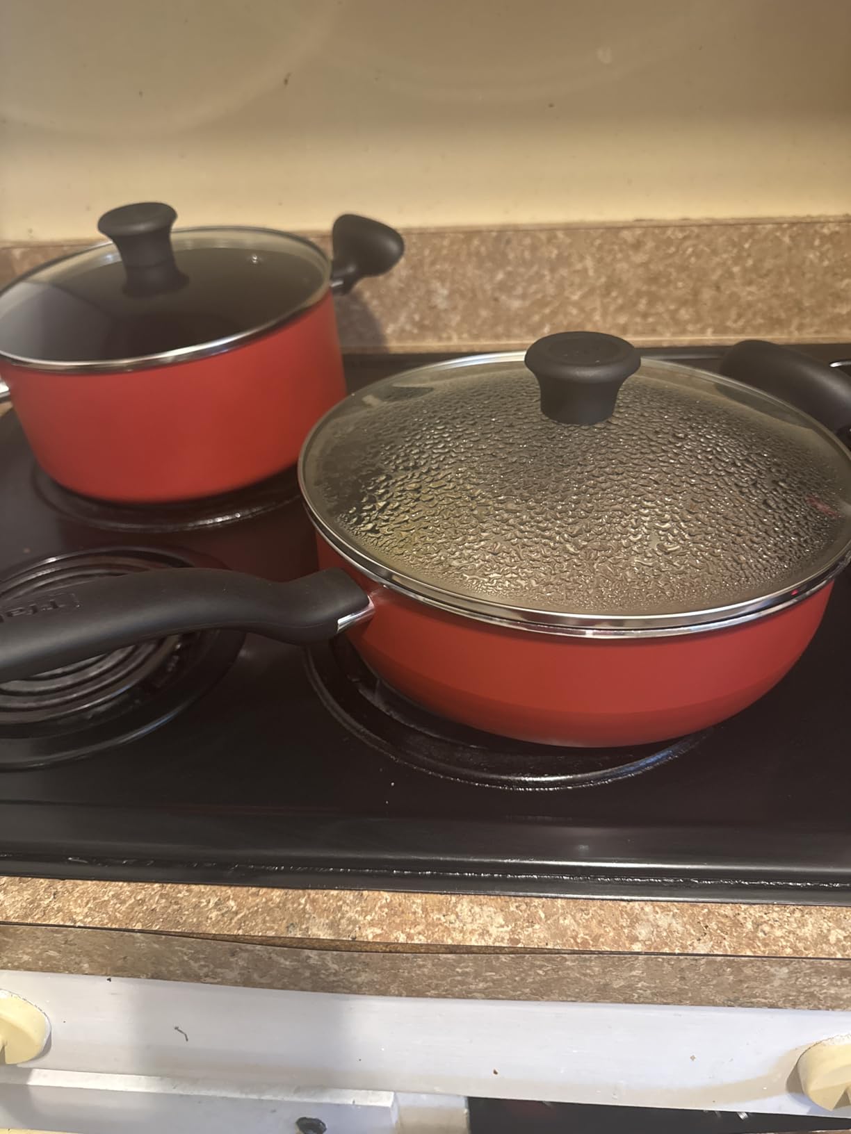 T-fal Initiatives Nonstick Cookware Set 18 Piece, Oven Broiler Safe 350F, Kitchen Cooking Set w/Fry Pans, Saucepans, Stockpots, Skillet, Spoons, Lids Pots and Pans Set Non Stick Dishwasher Safe Black customer photo 1