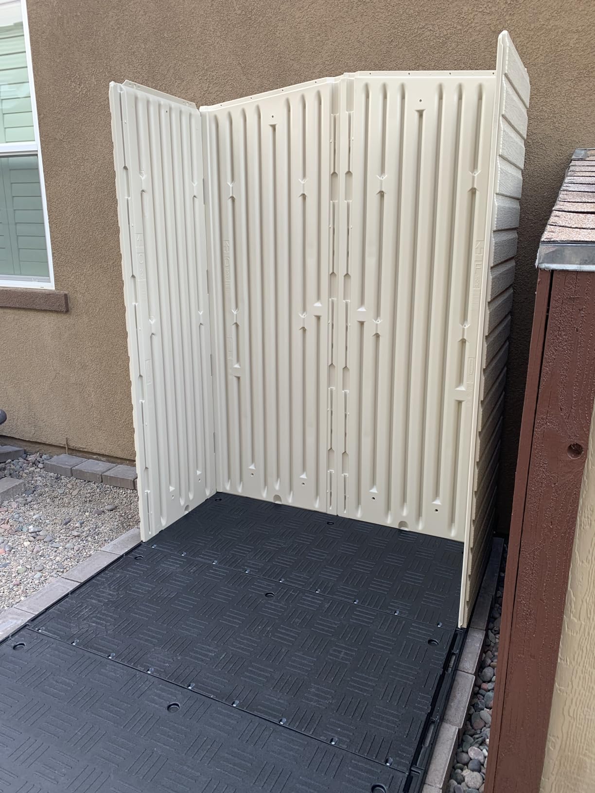 Rubbermaid Large Vertical Resin Outdoor Storage Shed With Floor (6.2 x 4.6 Ft), Weather Resistant, Beige/Brown, Organization for Home/Backyard/Garden Tools/Lawn Mower/Bike Storage/Pool Supplies customer photo 1