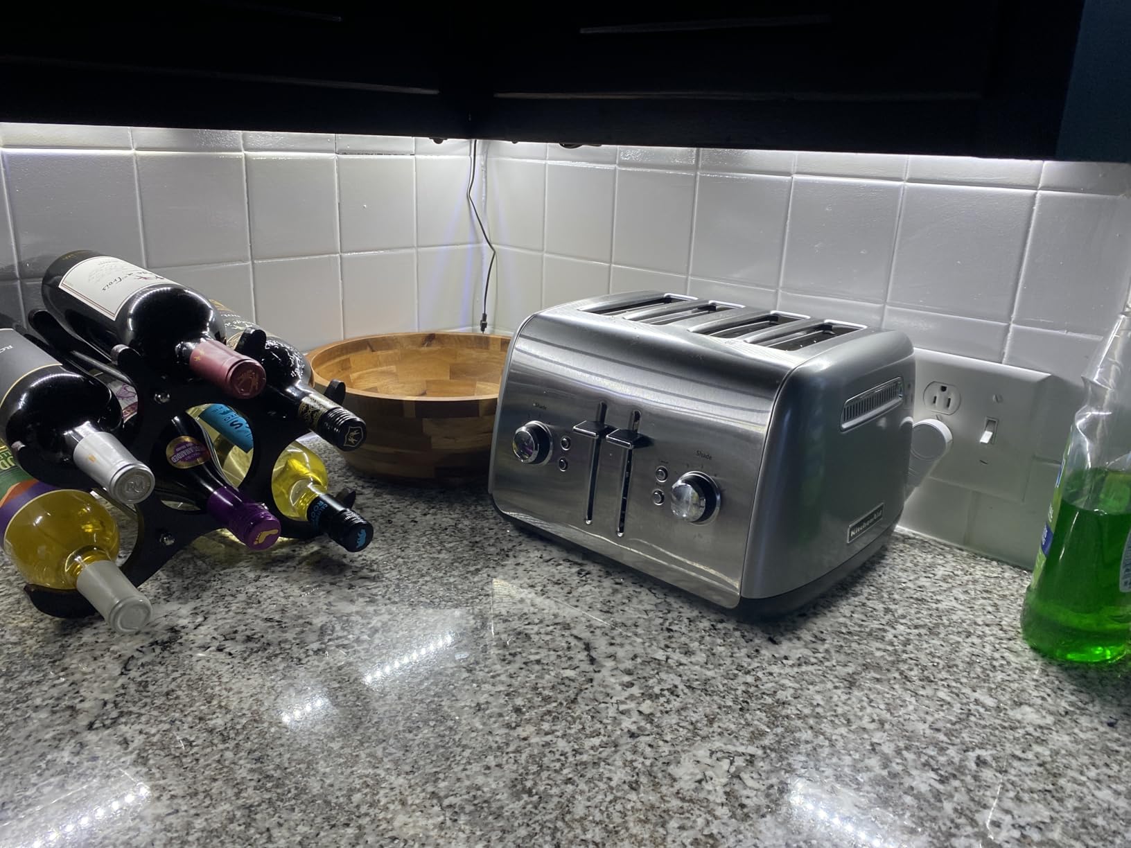 KitchenAid 4-Slice Manual Lift Toaster, KMT4115, Contour Silver customer photo 1