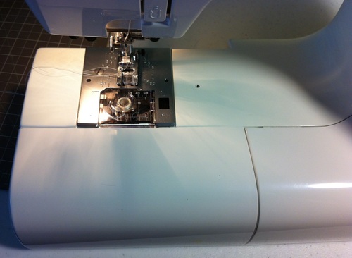 Janome HD3000 Heavy-Duty Sewing Machine with 18 Built-in Stitches and Hard Case customer photo 2