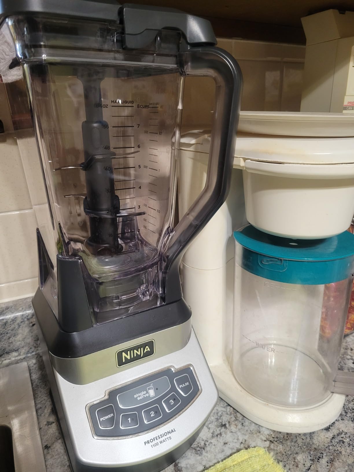 Ninja BL660 Professional Compact Smoothie & Food Processing Blender, 1100-Watts, 3 Functions -for Frozen Drinks, Smoothies, Sauces, & More, 72-oz.* Pitcher, (2) 16-oz. To-Go Cups & Spout Lids, Gray customer photo 2