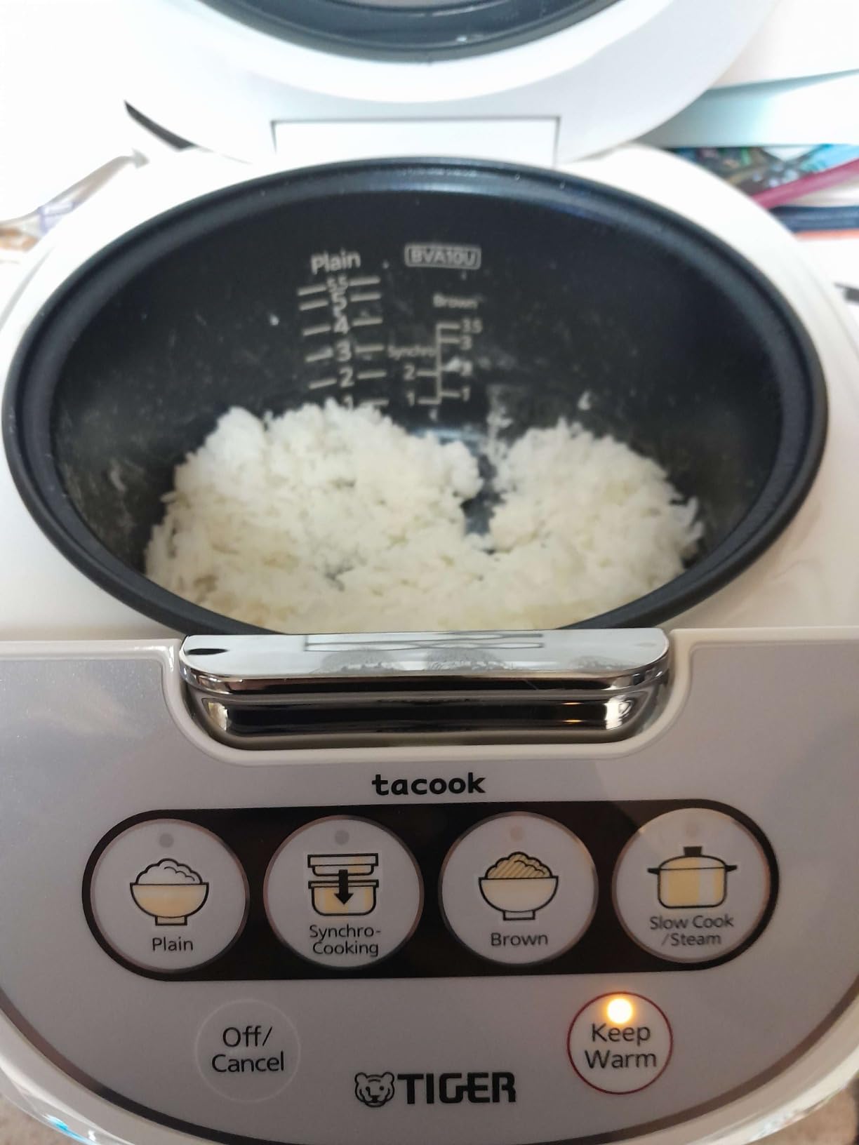 Tiger JBV A18U 10 Cup Micom Rice Cooker with Tacook (White) | Food steamer, slow-cook function customer photo 2