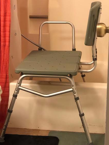 HEALTHLINE Transfer Bench Adjustable Height 500 Lbs, Heavy Duty Bariatric Tub Transfer Bench with Back, Non-Slip Seat, Bath Shower Bench Chair for Bathroom for Elderly Disabled customer photo 2