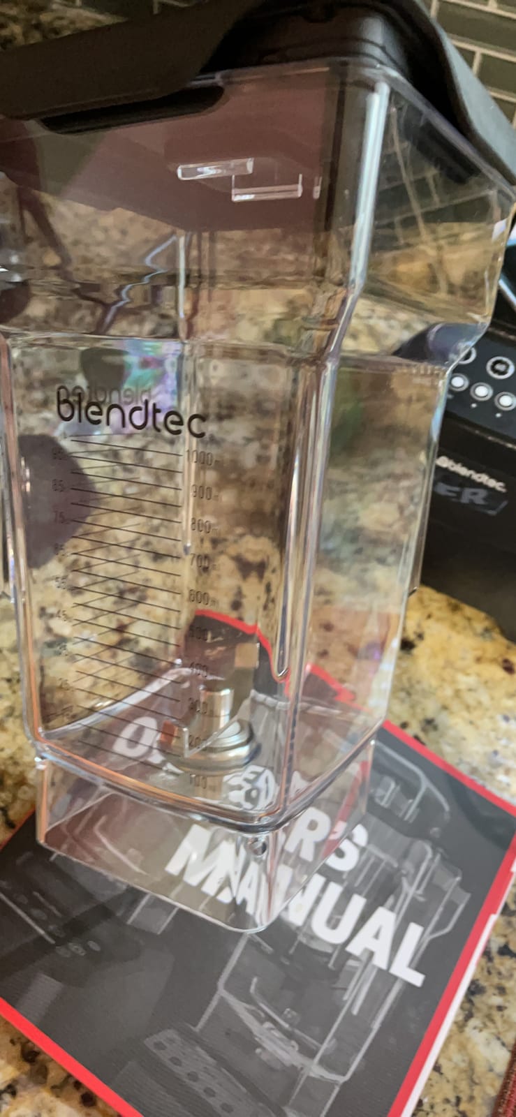 Blendtec Classic 575 Blender (Black), 90oz WildSide+ Jar customer photo 1