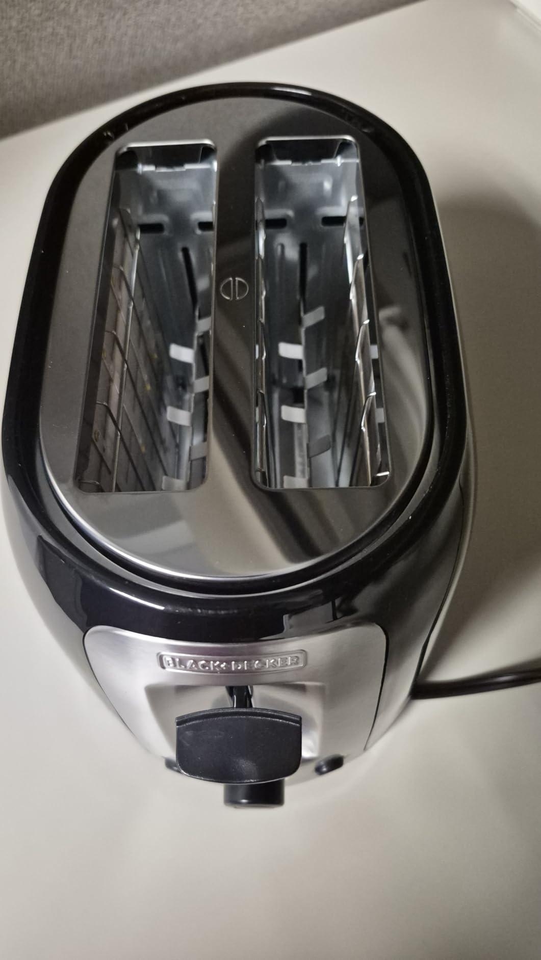 BLACK+DECKER 4-Slice Toaster with Extra-Wide Slots, 7 Shade Settings, Bagel Mode customer photo 2