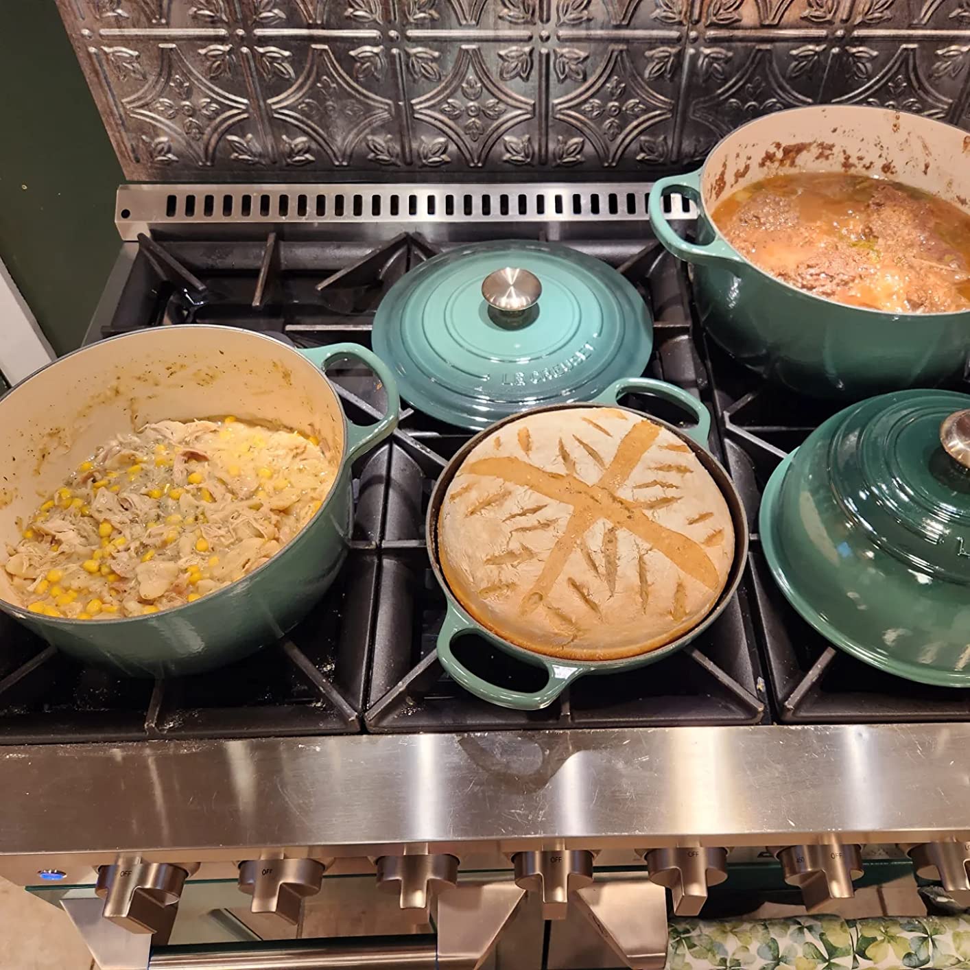 Le Creuset Enameled Cast Iron Round Dutch Oven, 7.25 qt., Cerise customer photo 1