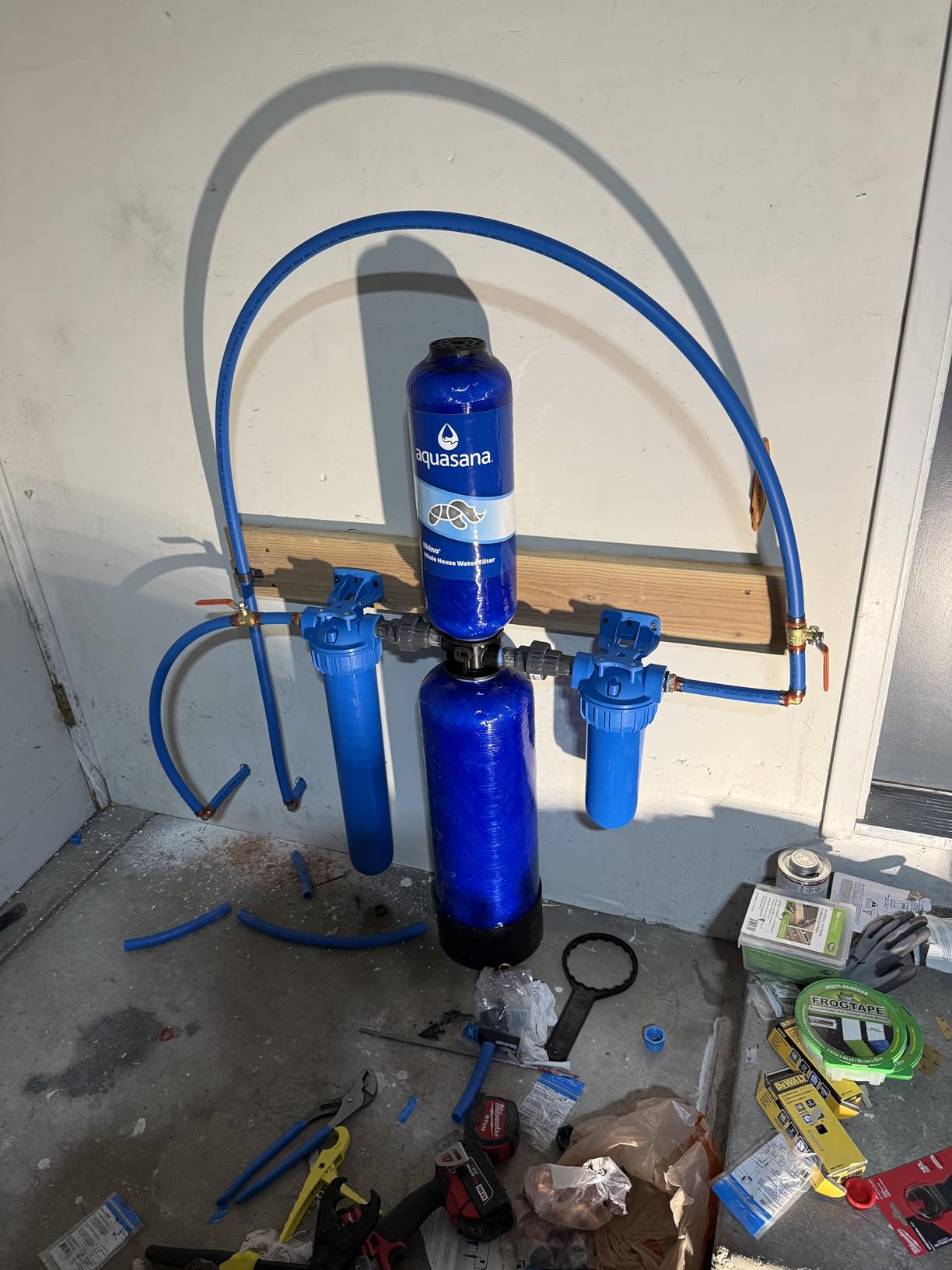 Aquasana Whole House Water Filter System | 1M Gal | Carbon & KDF | EQ-1000 | 10-Year Filter | 14.6 GPM | Reduces 97% Chlorine & Sediment | Pre & Post Filters Included | Pro Kit | 10-Year Warranty customer photo 1