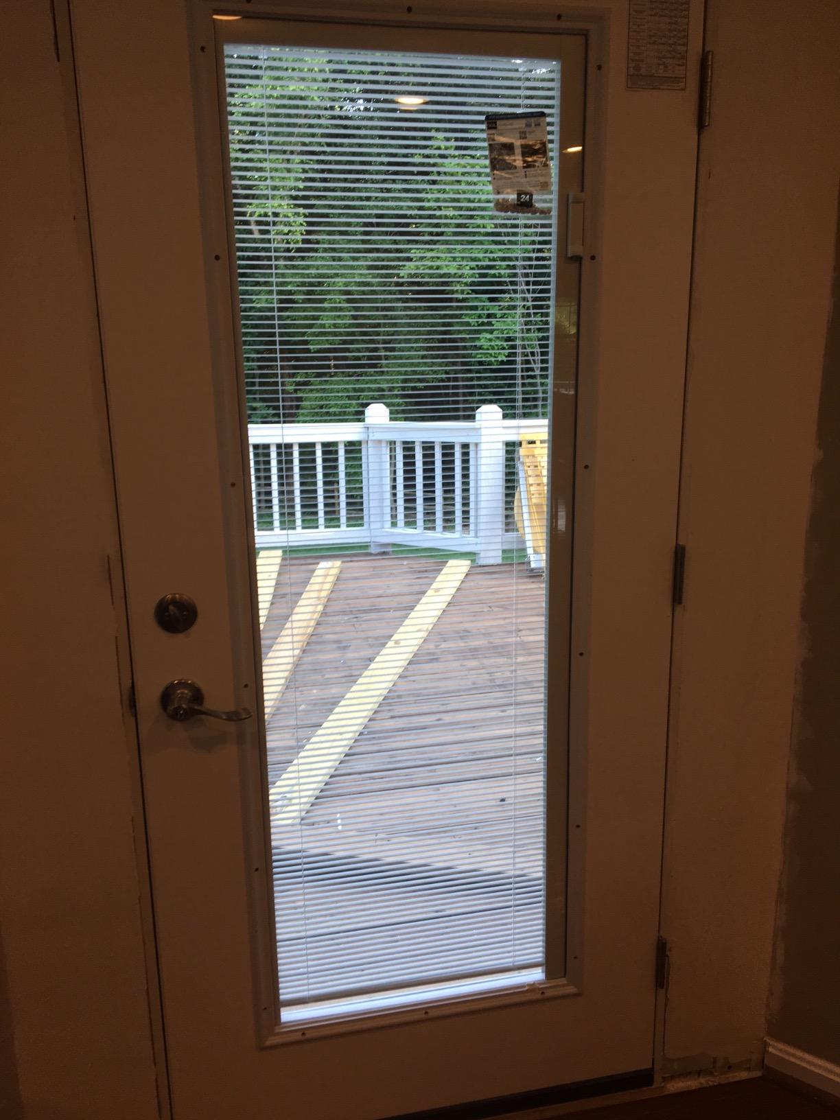National Door Company ZFS686BLFS28L Fiberglass Smooth, Primed, Left Hand Inswing, Exterior Prehung Door, Clear Glass Internal Blinds, Full Lite, 32