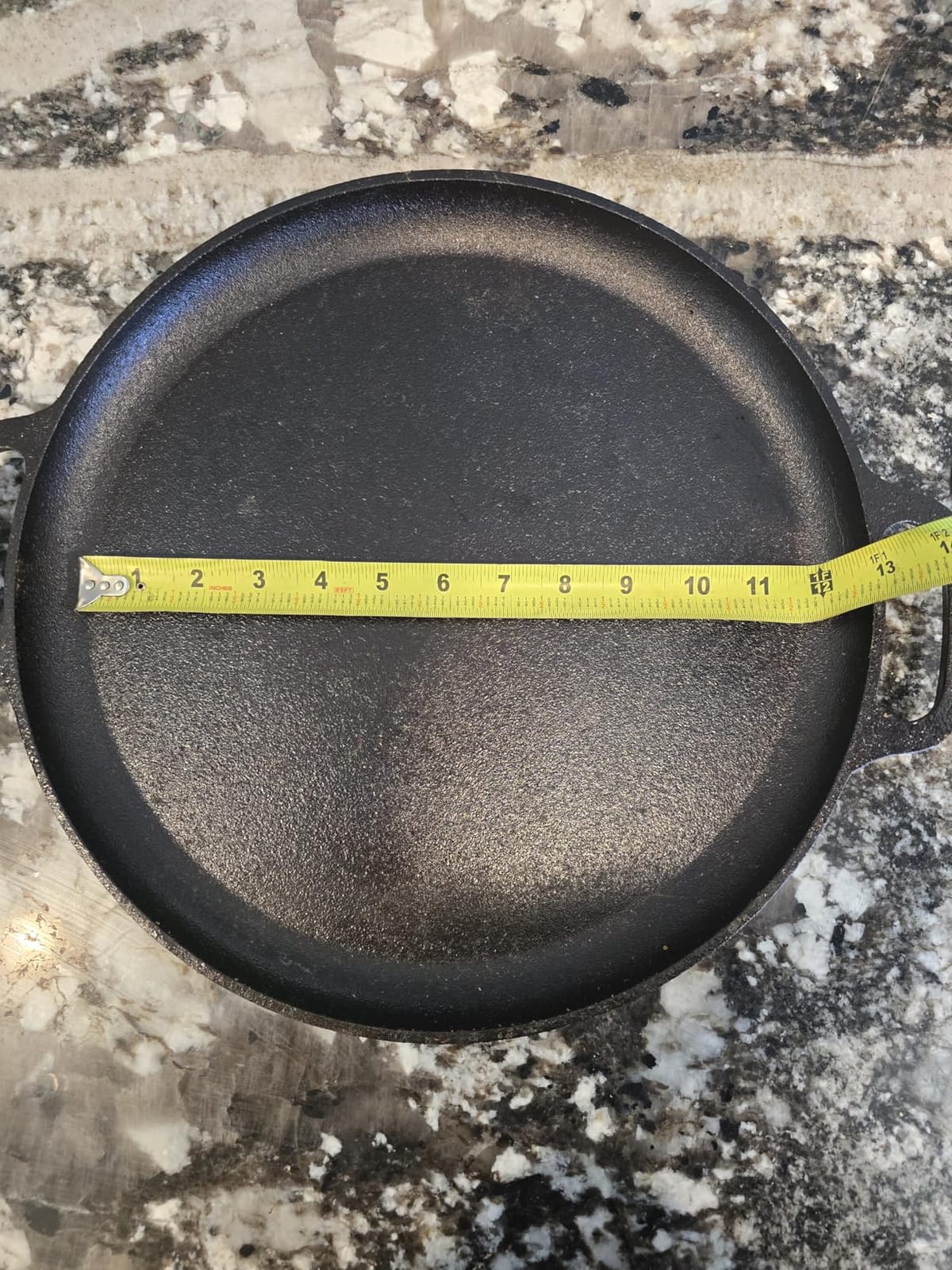 Home-Complete Cast Iron Pizza Pan with Dual Handles, 14 inch | Round Pizza Pan for Oven, Stovetop, Grill, or Campfires, Nonstick Griddle with Dual Handles customer photo 1