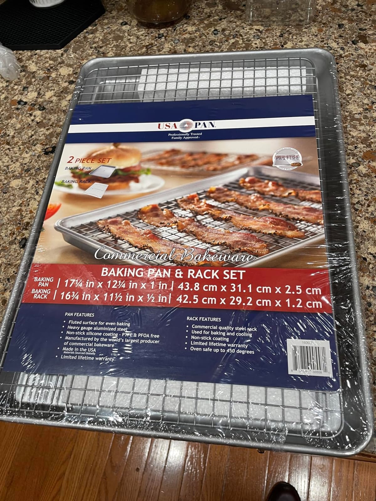 USA Pan Bakeware Half Sheet Baking Pan and Bakeable Nonstick and Cooling Rack Set, Metal customer photo 1