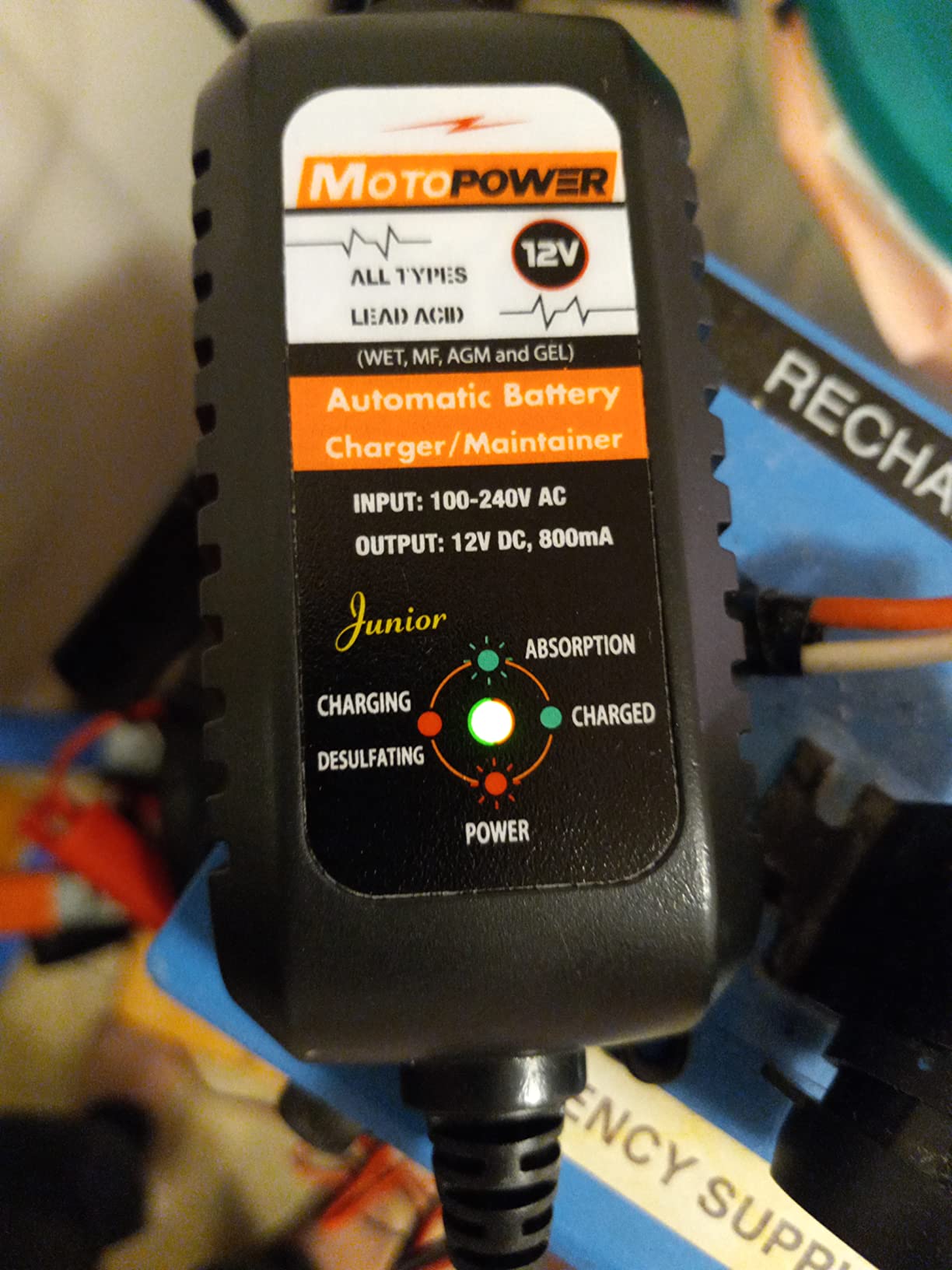MOTOPOWER MP00205A 12V 800mA Automatic Battery Charger, Maintainer, Trickle and Desulfator customer photo 2