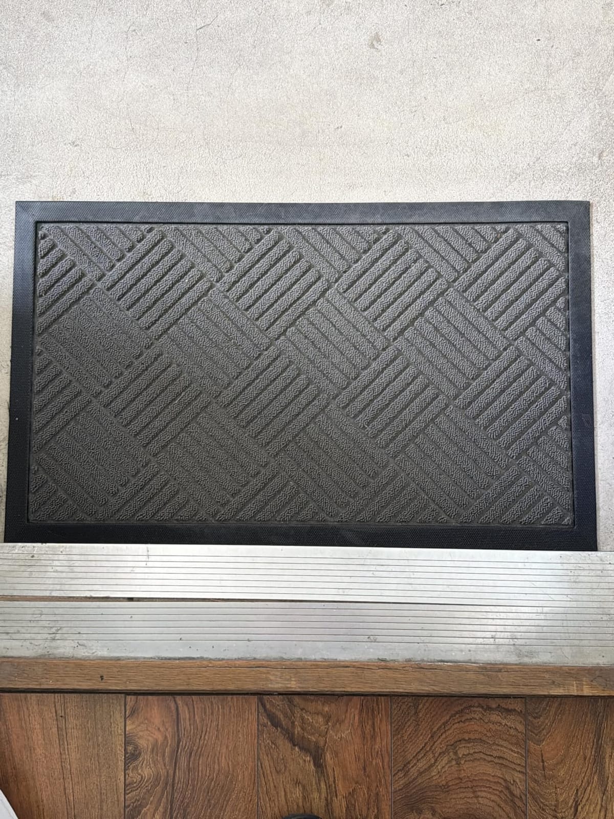GORILLA GRIP WeatherMAX Door Mat, Indoor Outdoor Use, 29x17 Gray Diamond customer photo 2