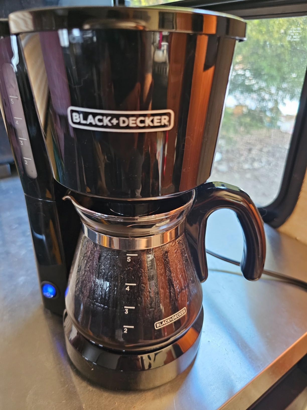 BLACK+DECKER CM0700BZ 4-in-1 5-Cup Coffee Station Coffeemaker, Black customer photo 1