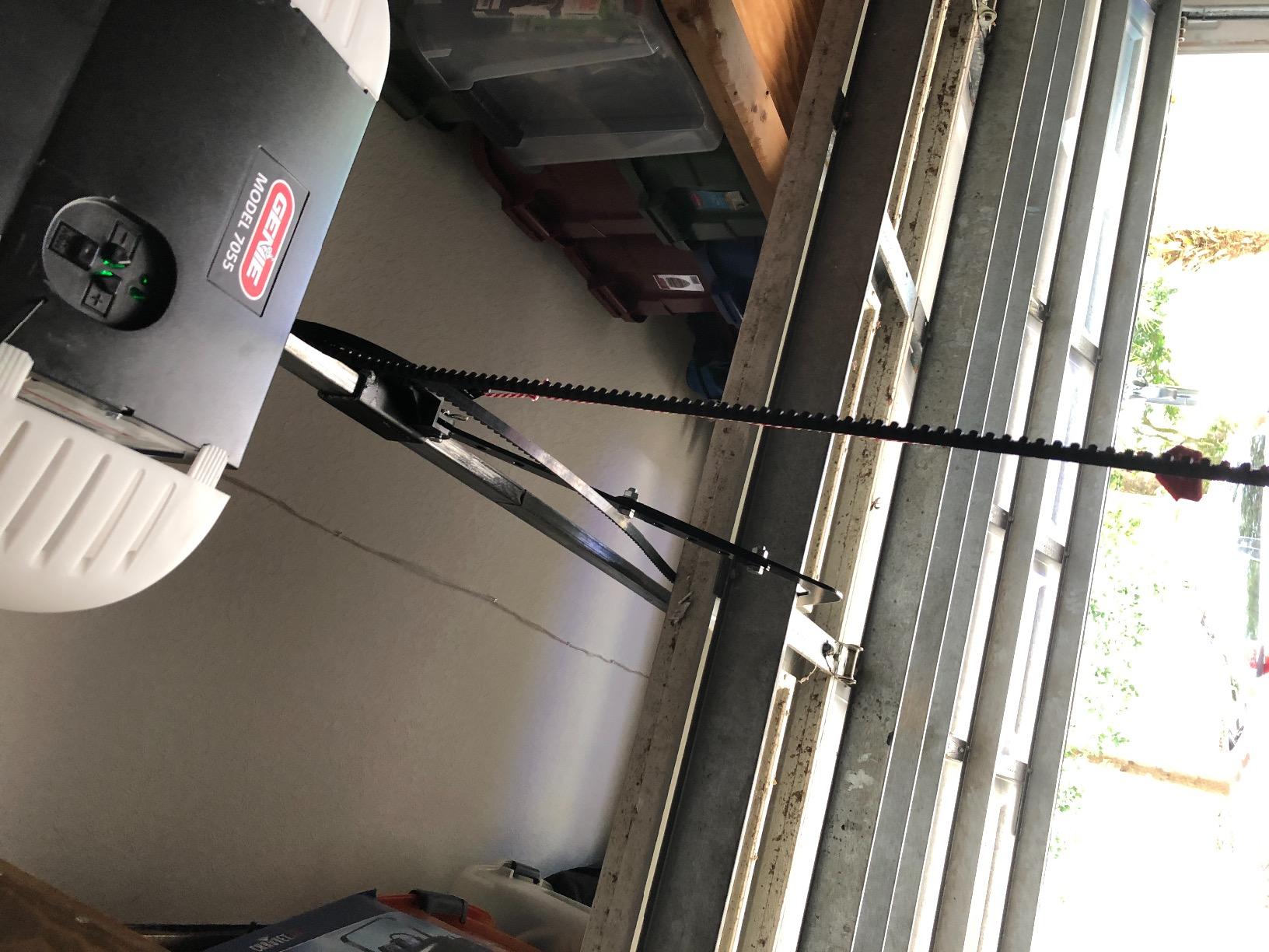 1.25-HP Ultra Quiet, Stealthdrive Belt Drive Garage Door Opener with Battery Back-Up customer photo 2