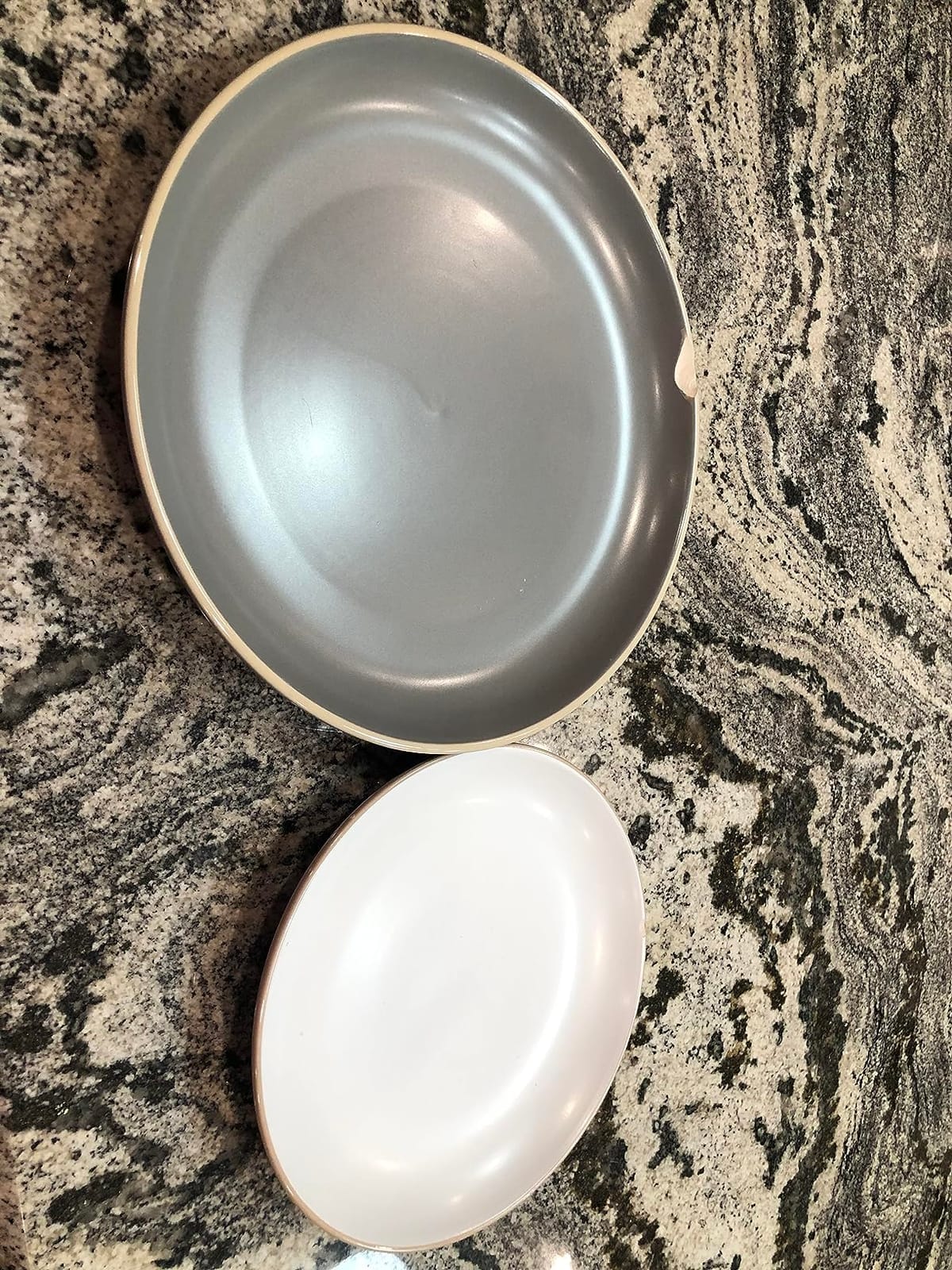 Gibson Home Rockaway 12-Piece Stoneware Dinnerware Set, Matte Finish, Service for 4, Modern Ceramic Plates and Bowls, Microwave & Dishwasher Safe, Soft Gray customer photo 2