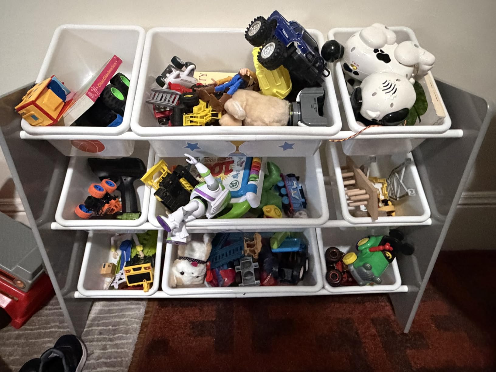 Delta Children MySize 9 Bin Plastic Toy Organizer - Greenguard Gold Certified, Grey customer photo 2