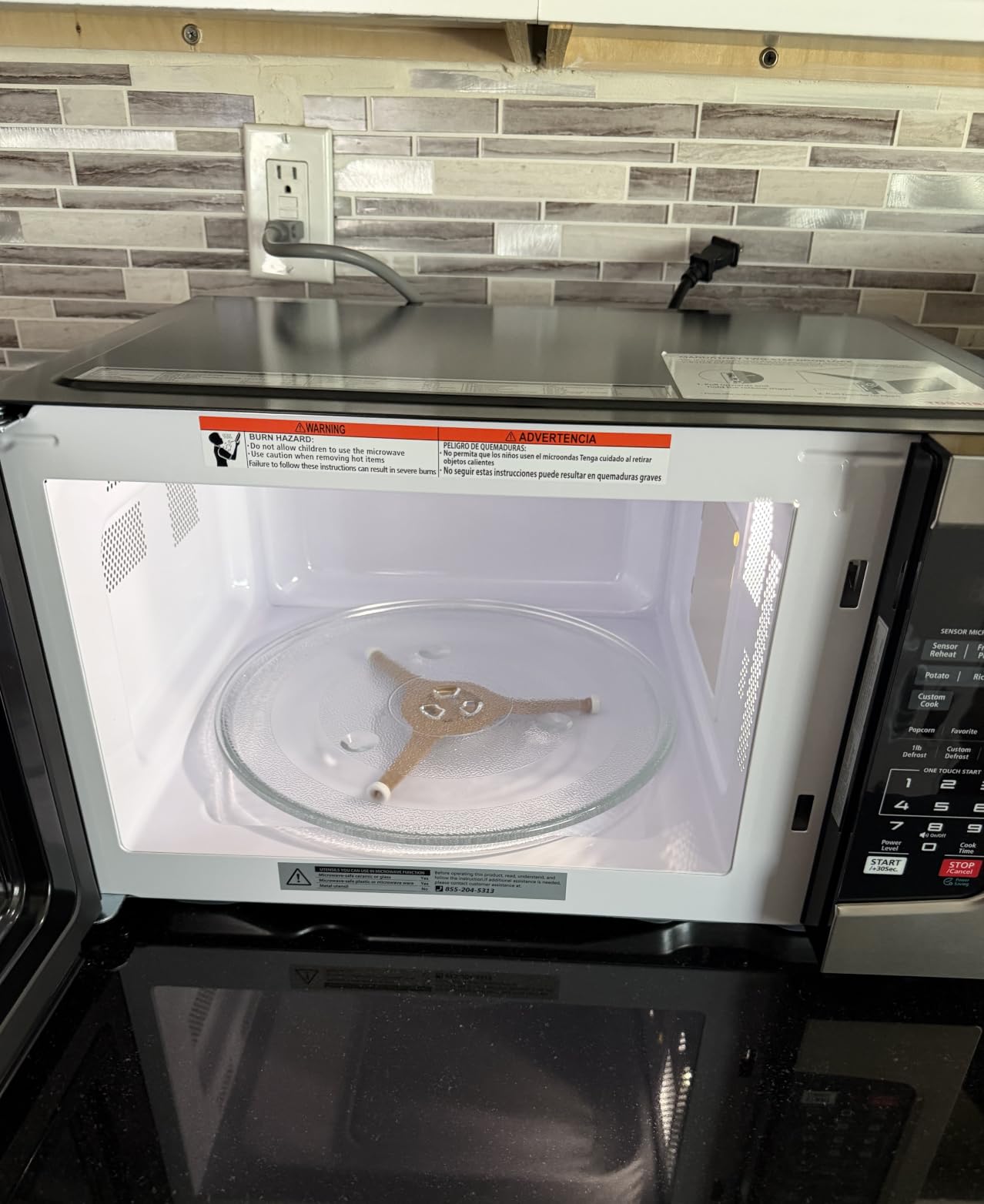 TOSHIBA Countertop Microwave Oven, 1.2 Cu.Ft, 1000W, Stainless Steel | Smart Humidity Sensor, 12 Auto Menus, Mute Function, ECO Mode, Easy Clean Interior customer photo 2