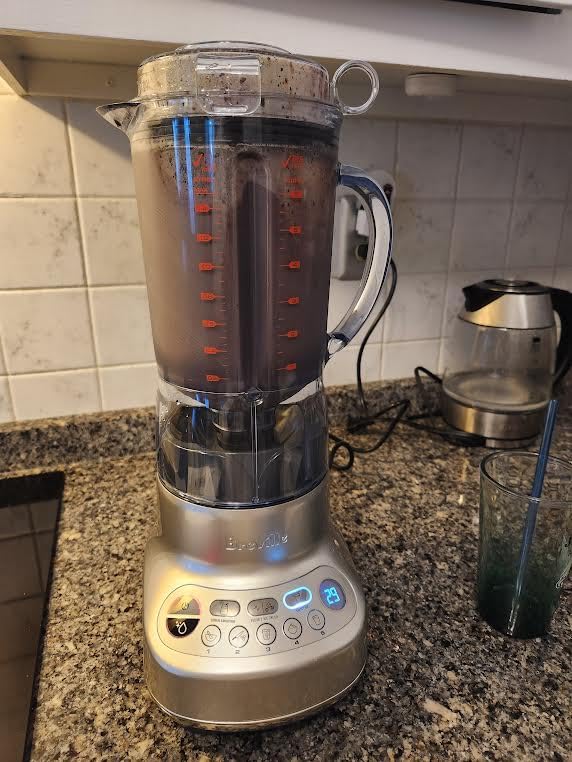 Breville BBL620SIL Fresh and Furious Blender for Kitchens, Silver customer photo 2