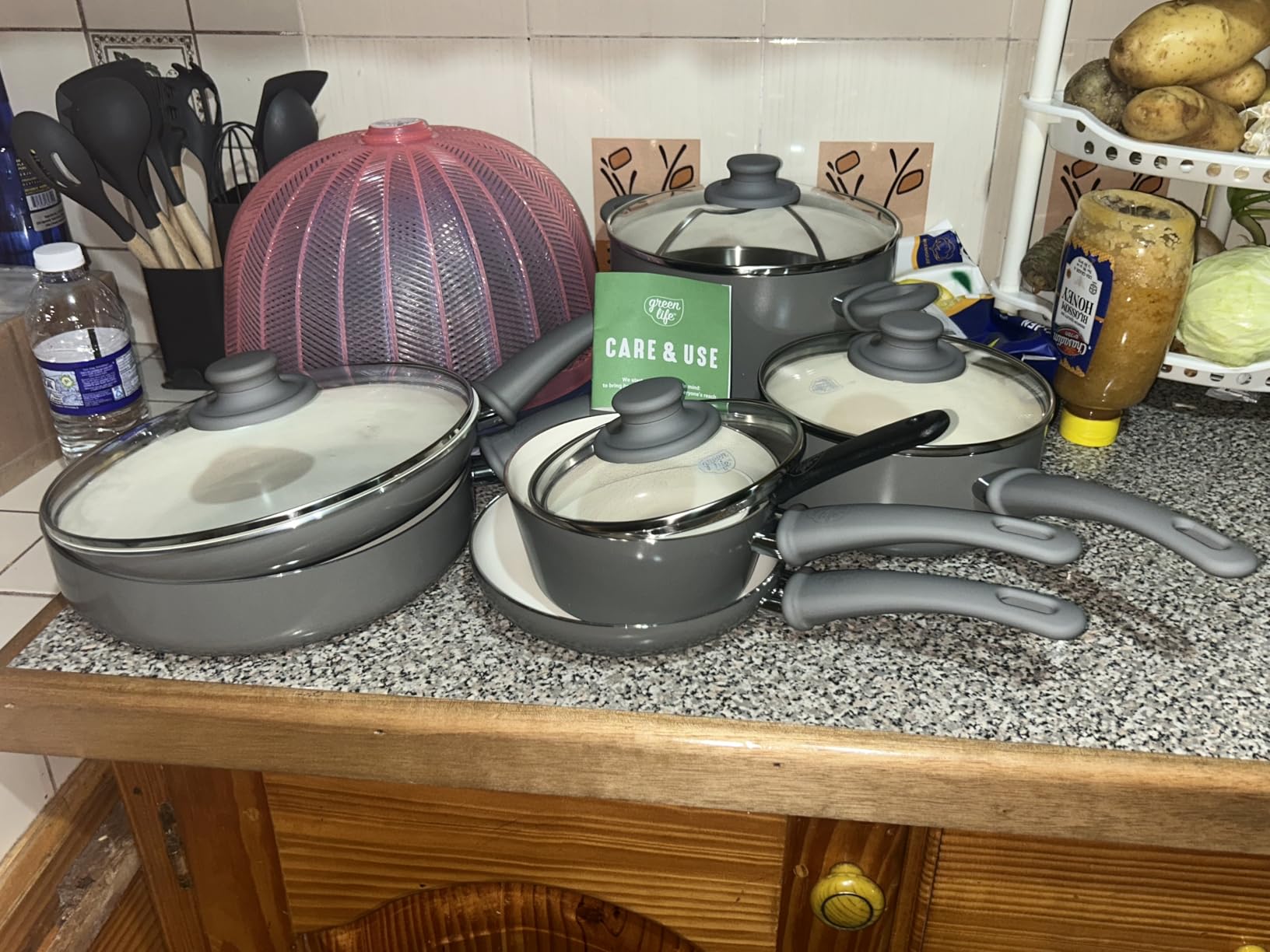 GreenLife 16 Piece Ceramic Nonstick Pots & Pans Cookware Set, Black | PFAS-Free Nonstick Coating, Stockpot, Frying Pans, Sauchepans, Saute Pan, Stay-Cool Handles, Dishwasher & Oven Safe up to 350F customer photo 1