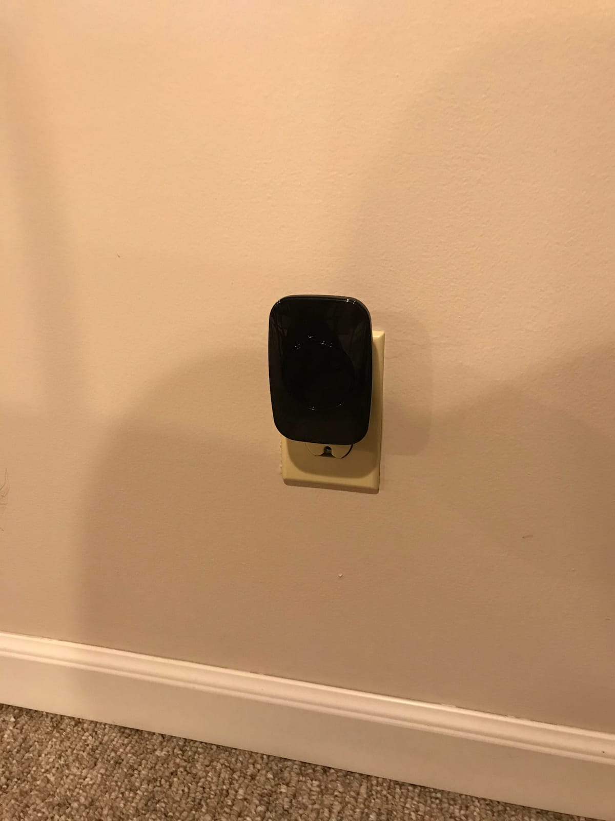 FullHouse Wireless Doorbell Kit Waterproof, Distinguish Front and Back Door customer photo 1