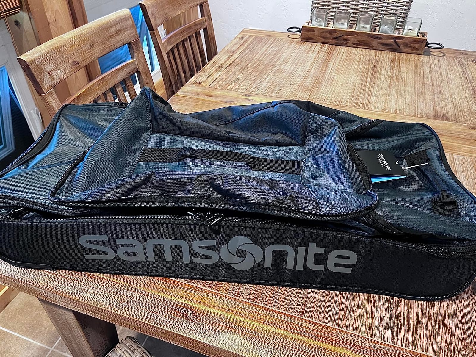 Samsonite Andante 2 Wheeled Duffel Bag - 32-Inch Durable Rolling Luggage with Inline Skate Wheels, Push-Button Handle & Spacious Compartments - Travel-Friendly and Lightweight - All Black customer photo 2
