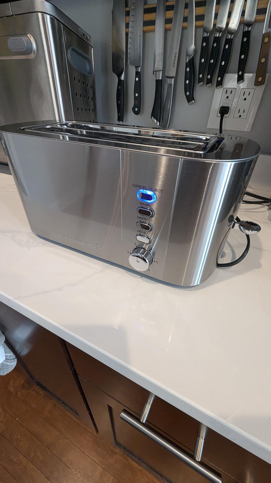 Elite Gourmet 4-Slice Long Slot Toaster, Extra-Wide Slots, 6 Browning Levels customer photo 2
