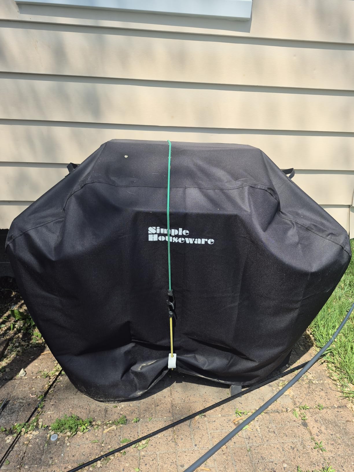 Simple Houseware 55 in. Heavy-Duty BBQ Gas Grill Cover, Waterproof | 600D Polyester, Fits 3-4 Burner, Weather-Resistant customer photo 1