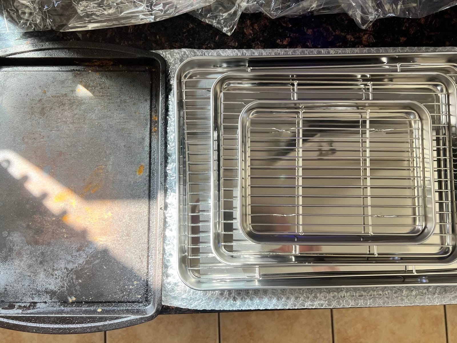 Wildone Baking Sheet with Rack Set (3 Pans + 3 Racks), Stainless Steel Baking Pan Cookie Sheet with Cooling Rack, Non Toxic & Heavy Duty & Easy Clean customer photo 1