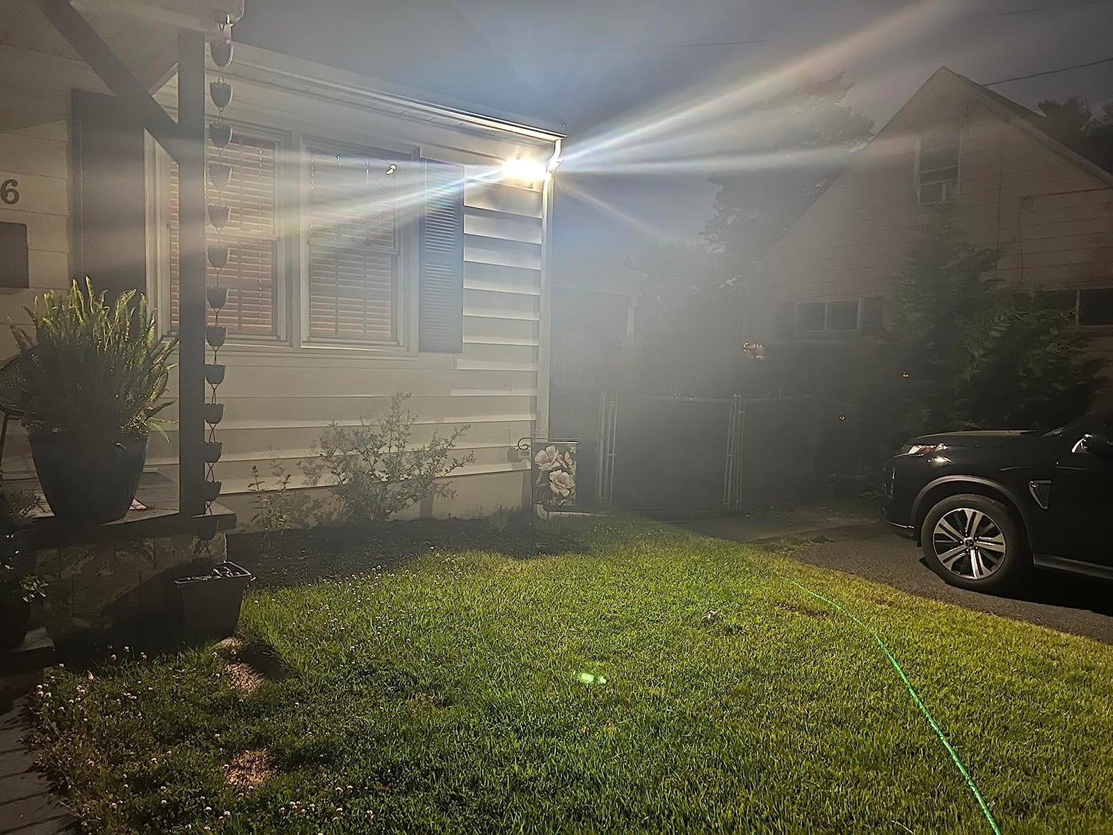 LEPOWER Solar LED Security Lights, PIR Motion Sensor Outdoor, 1600LM, Yard customer photo 1
