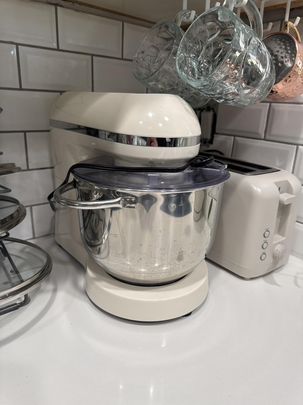 Aucma Stand Mixer, 6.5-QT 660W 6-Speed Tilt-Head Food Mixer, Kitchen Electric Mixer with Dough Hook, Wire Whip & Beater (Black, 6.5QT) customer photo 1