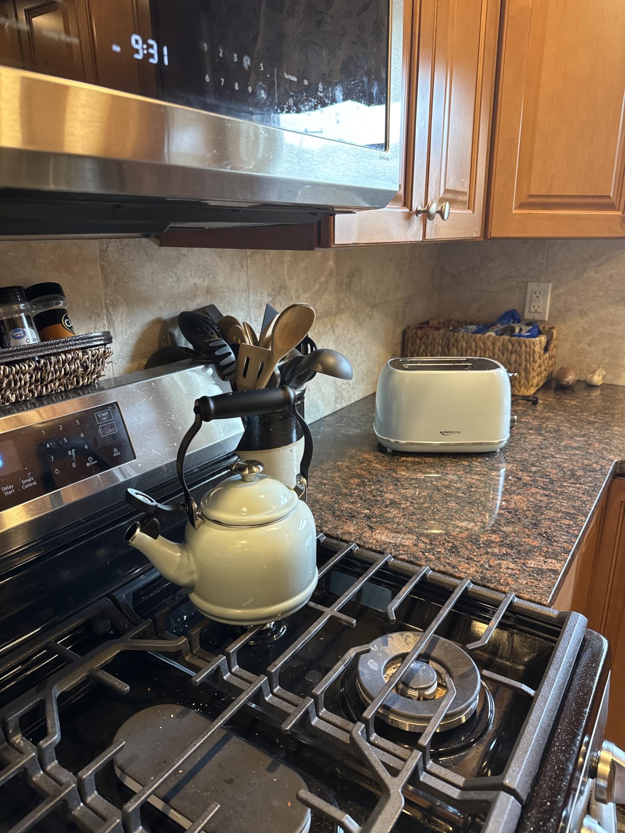 Toasters 2 Slice Retro Stainless Steel Toasters with Bagel, Cancel, Defrost Function and 6 Bread Shade Settings Bagel Toaster, Beige customer photo 2