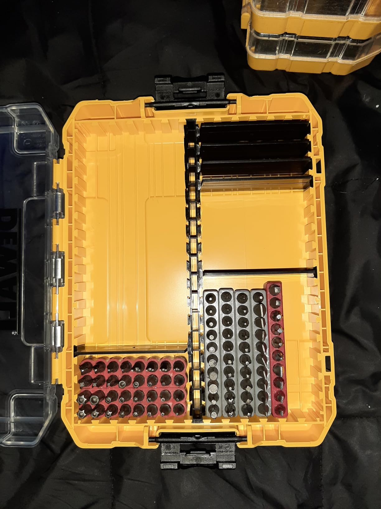DEWALT Tool Box, Medium 8-Compartments Small Parts Organizer, Portable Tough Case Screw Organizer Toolbox with Customazible Dividers (DWAN2190) customer photo 1