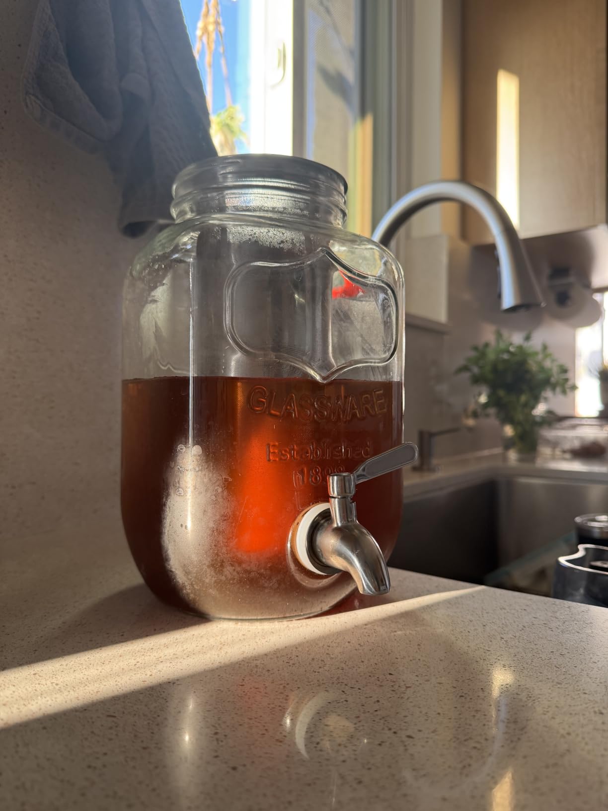 Zulay 1 Gallon/128oz Cold Brew Maker - Thick Glass Cold Brew Pitcher with Stainless Steel Filter, Lid & Spout - Large Cold Brew Coffee Maker - Iced Coffee & Sun Tea Pitcher for Fridge - Silver customer photo 2
