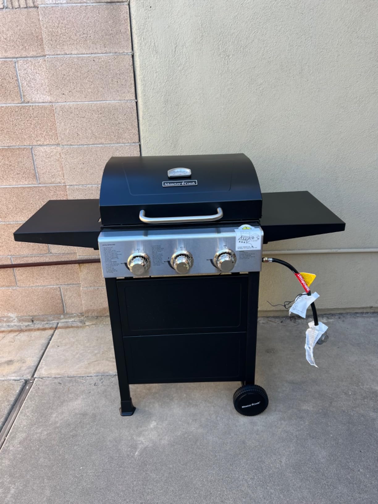 MASTER COOK 3 Burner BBQ Propane Gas Grill, 472 Sq. In. Cooking Area, 30,000 BTU Stainless Steel Barbecue Grill with Two Foldable Shelves customer photo 1