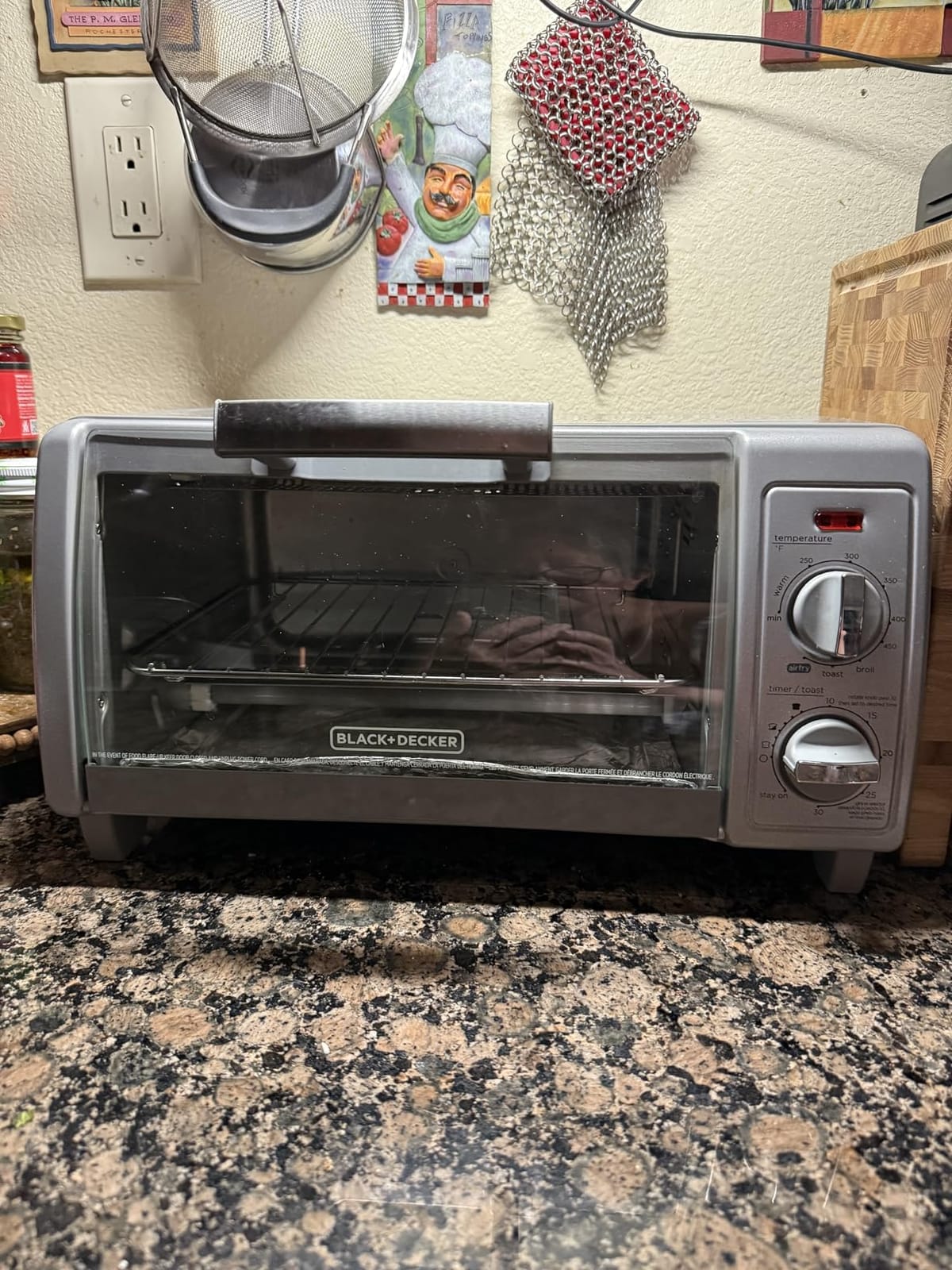 BLACK+DECKER Crisp 'N Bake 4-Slice Air Fry Toaster Oven | Compact air fry toaster oven fits 4 slices or 9-inch pizza with EvenToast technology. customer photo 2
