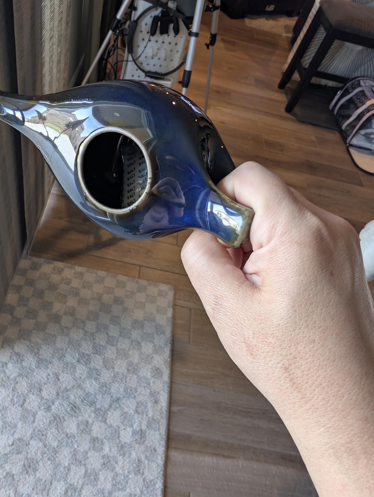HealthGoodsIn Ceramic Neti Pot, Premium Handcrafted Durable, Dishwasher Safe with 2 Silicone Nozzle Tip, 225 Ml. (7.6 FL Oz) Capacity (Elegant Blue Gradient) customer photo 1
