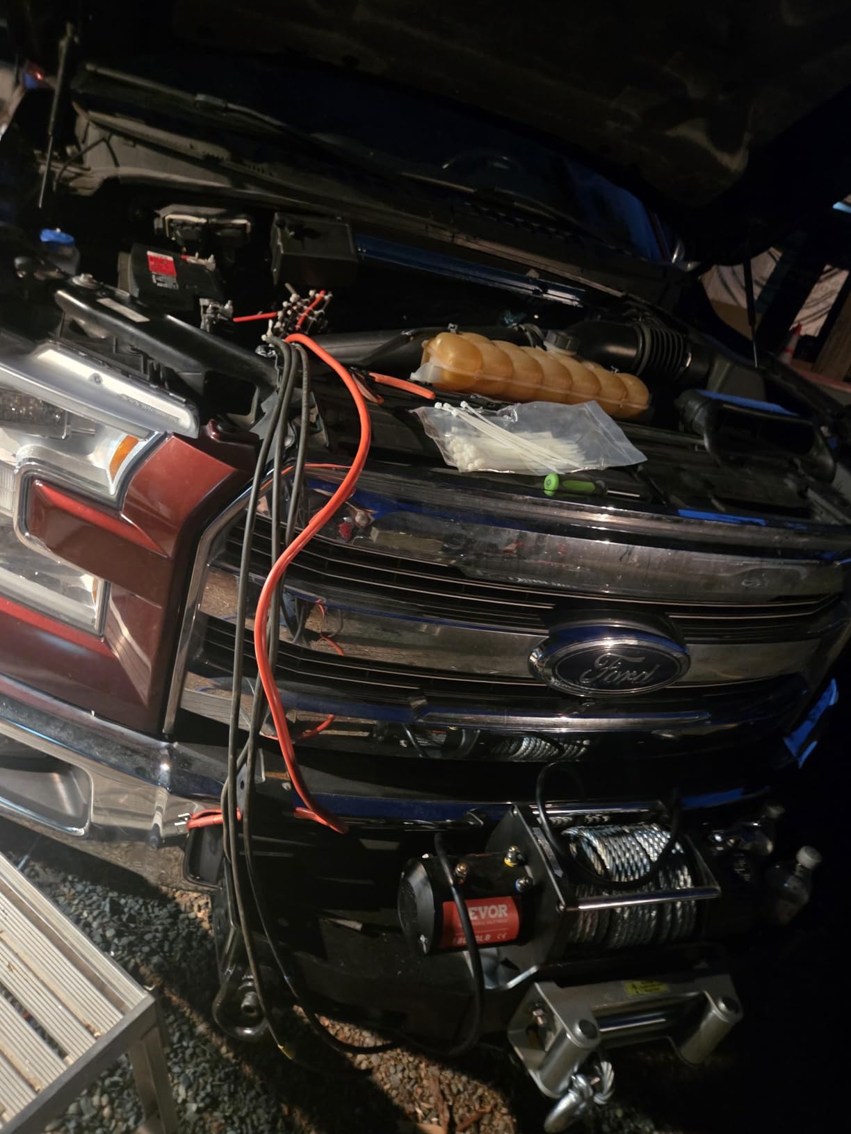 VEVOR Electric Winch 12000 lbs 12V DC Truck Winch 0.36in x 85ft Steel Cable customer photo 2
