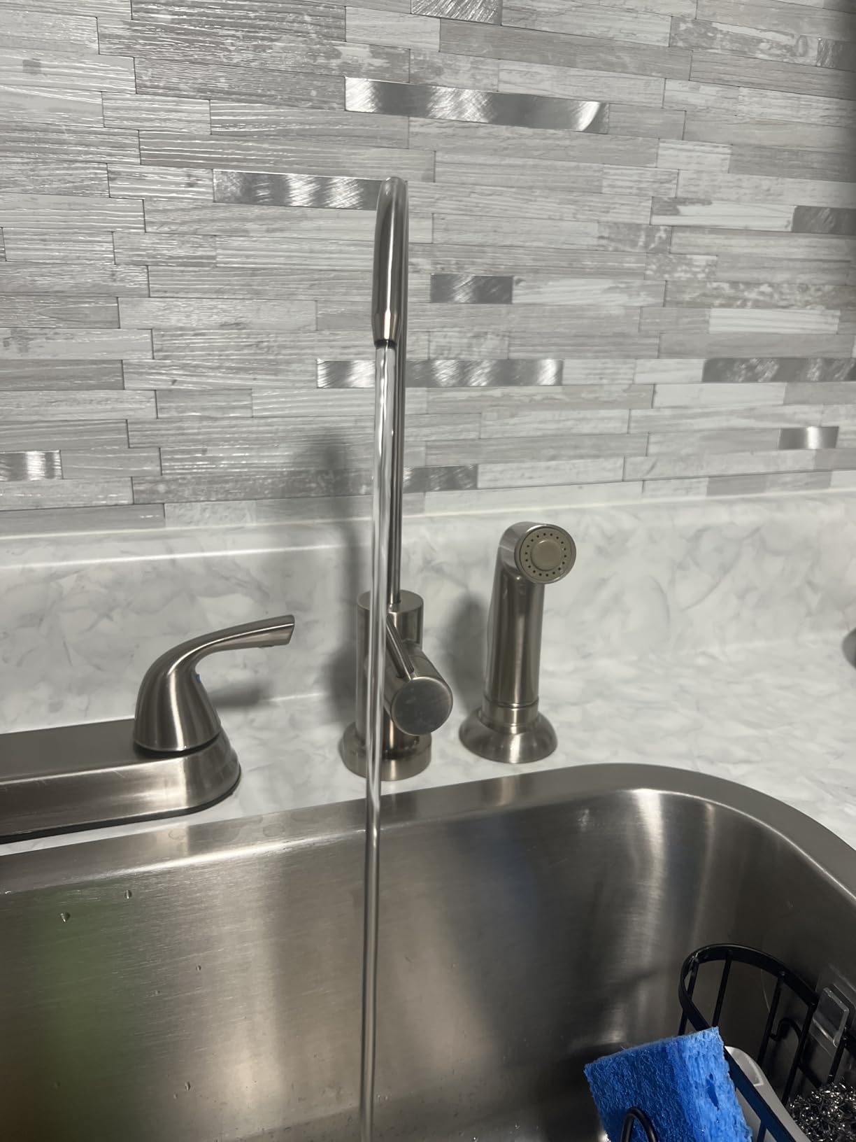 Waterdrop TSU 0.01 Micron Ultra Filtration Under Sink Water Filter System, 3-Stage Tankless, Smart Panel customer photo 1