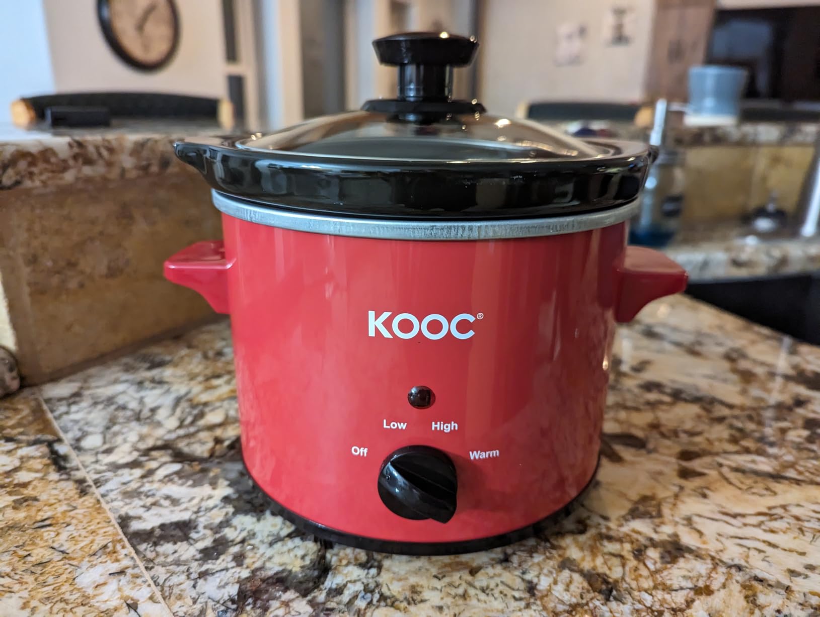 KOOC Small Slow Cooker, 2 Quart, Free Liners Included for Easy Clean-up, Upgraded Ceramic pot, Adjustable Temp, Nutrient Loss Reduction, Stainless Steel, Pink, Round customer photo 1