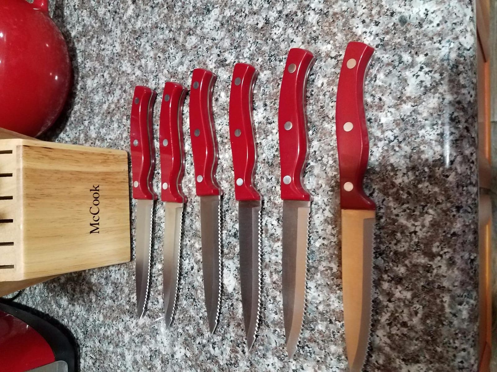 McCook Knife Sets, German Stainless Steel Kitchen Knife Block Set with Built-in Sharpener customer photo 2